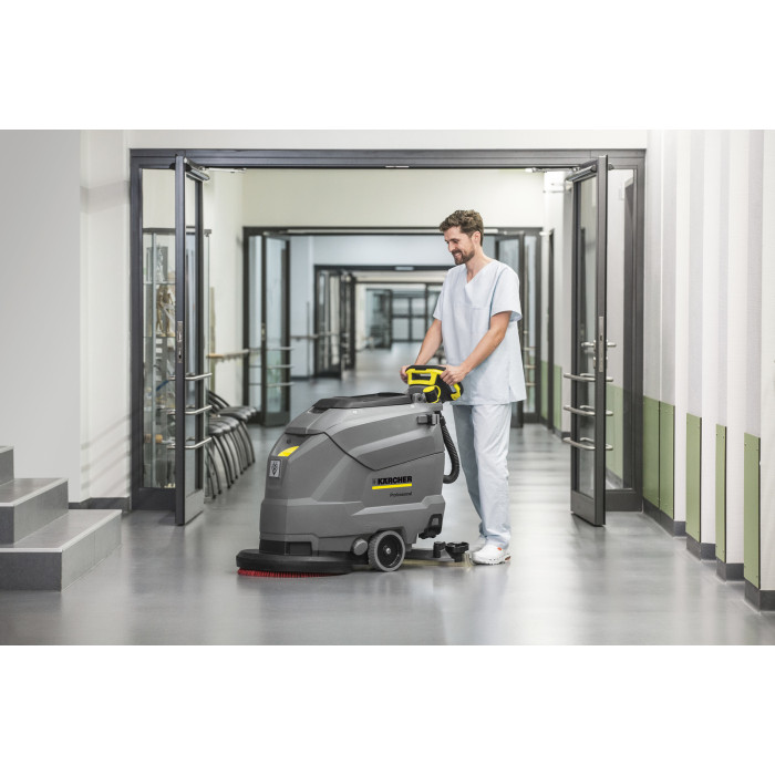 Підлогомийна машина Karcher BD 50/60 C Ep Classic Підлогомийна машина Karcher BD 50/60 C Ep Classic