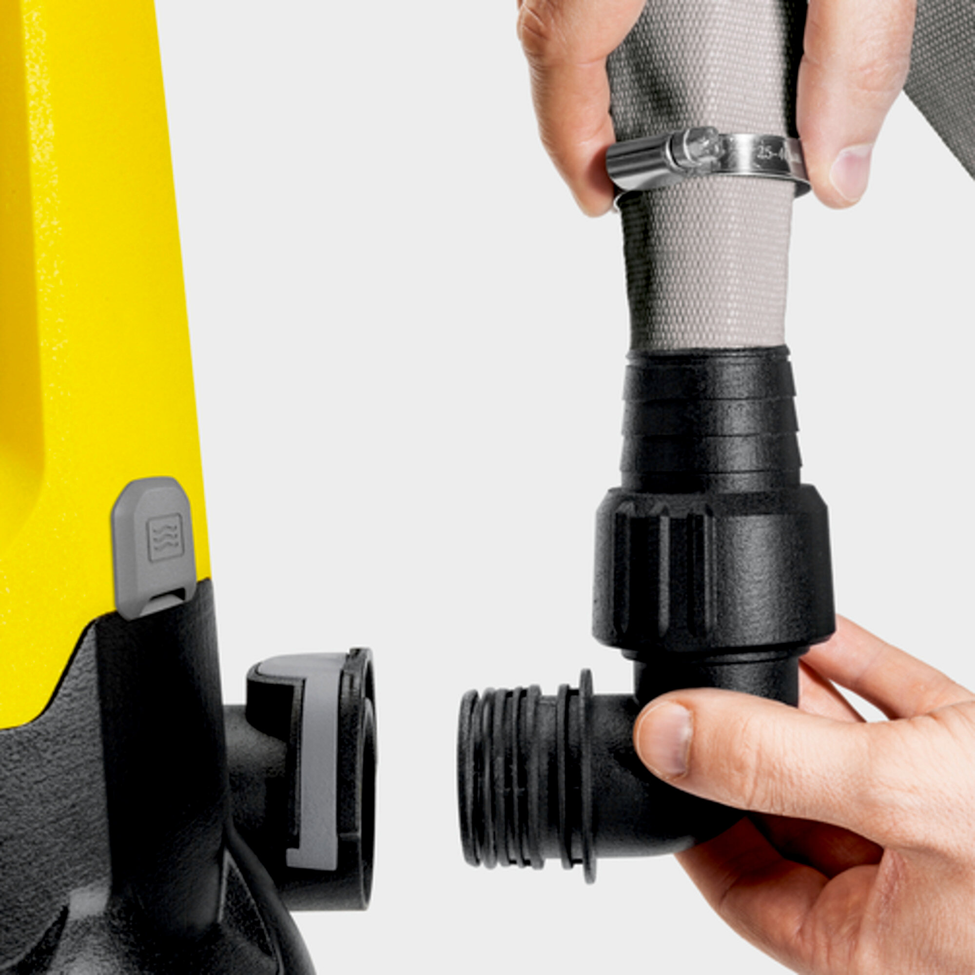 Дренажный насос для чистой воды SP 17.000 Flat Level Sensor: Система быстрого подключения Quick Connect